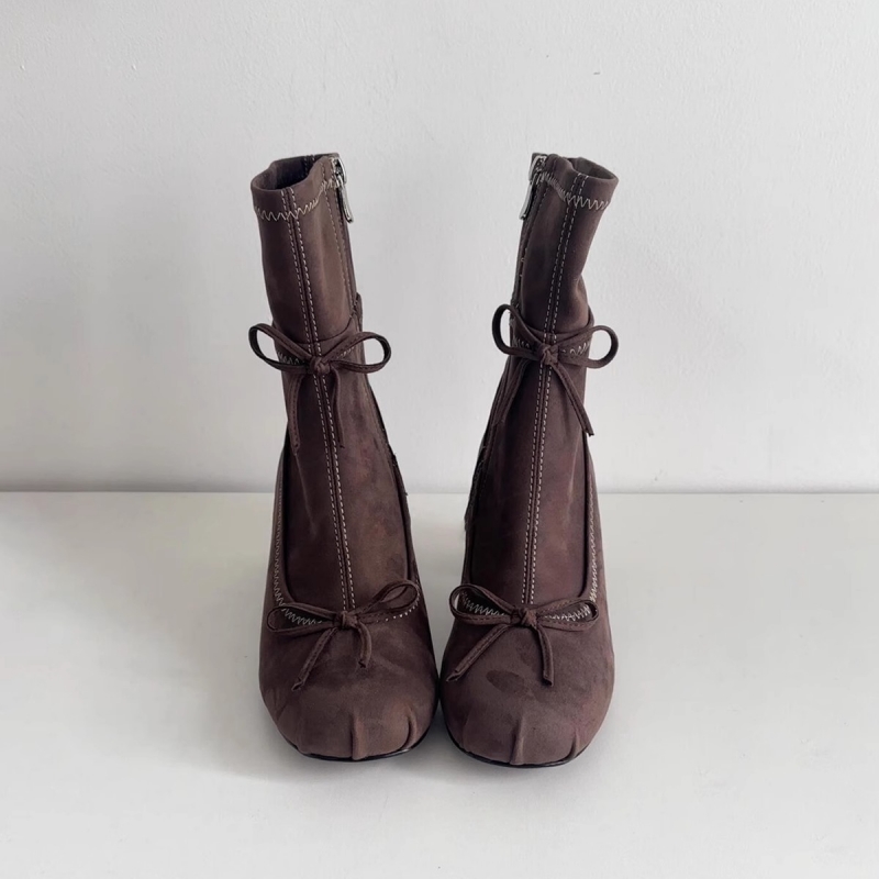 2026 Kış Modası Yeni Pompalar  - Chelsea Boots Suede incelemesi ve fiyatı