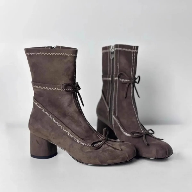 2026 Kış Modası Yeni Pompalar  - Chelsea Boots Suede incelemesi ve fiyatı